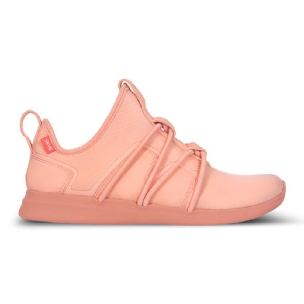 Skye The Rbutus Slide On Runner everyday athleisure shoe and elastic laces
